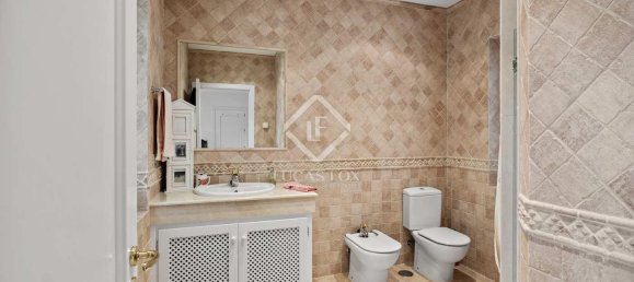 4 غرف نوم فيلا في Estepona, Spain رقم 107202 69