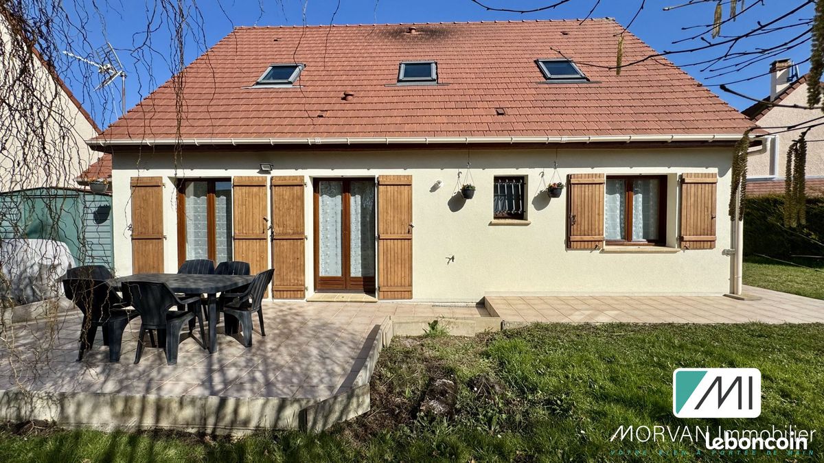 4 غرف نوم منزل في Gallardon, France رقم 331071