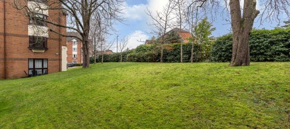 2 bedrooms Apartment in Redhill, United Kingdom No. 12316 14