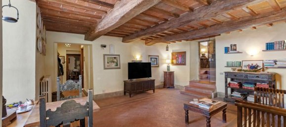 31 bedroom House in Passignano sul Trasimeno, Italy No. 57844 14
