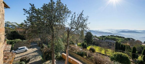 31 bedroom House in Passignano sul Trasimeno, Italy No. 57844 9