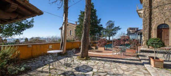 31 bedroom House in Passignano sul Trasimeno, Italy No. 57844 10