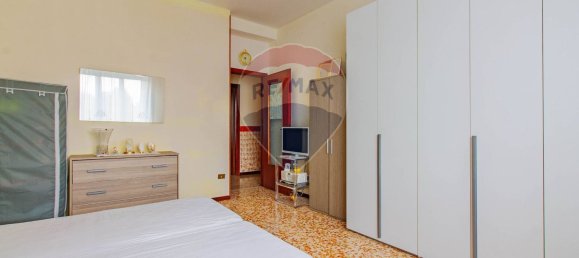 3 bedrooms Apartment in Marnate, Italy No. 358803 12