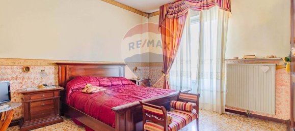 3 bedrooms Apartment in Marnate, Italy No. 358803 10