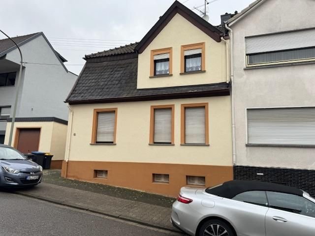 4-Zimmer Stadthaus in Saarland, Germany, Nr. 79405