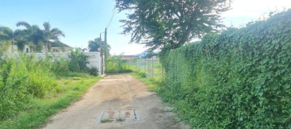  Commercial property in Pattaya, Thailand No. 24683 8