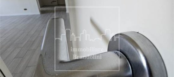 2 Schlafzimmer Wohnung in Varese, Italy, Nr. 345861 50