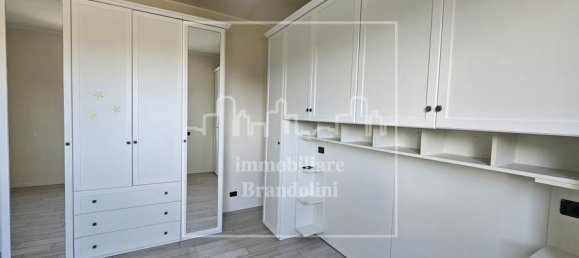 2 Schlafzimmer Wohnung in Varese, Italy, Nr. 345861 20