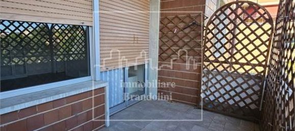 2 Schlafzimmer Wohnung in Varese, Italy, Nr. 345861 45