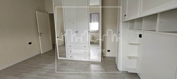 2 Schlafzimmer Wohnung in Varese, Italy, Nr. 345861 27
