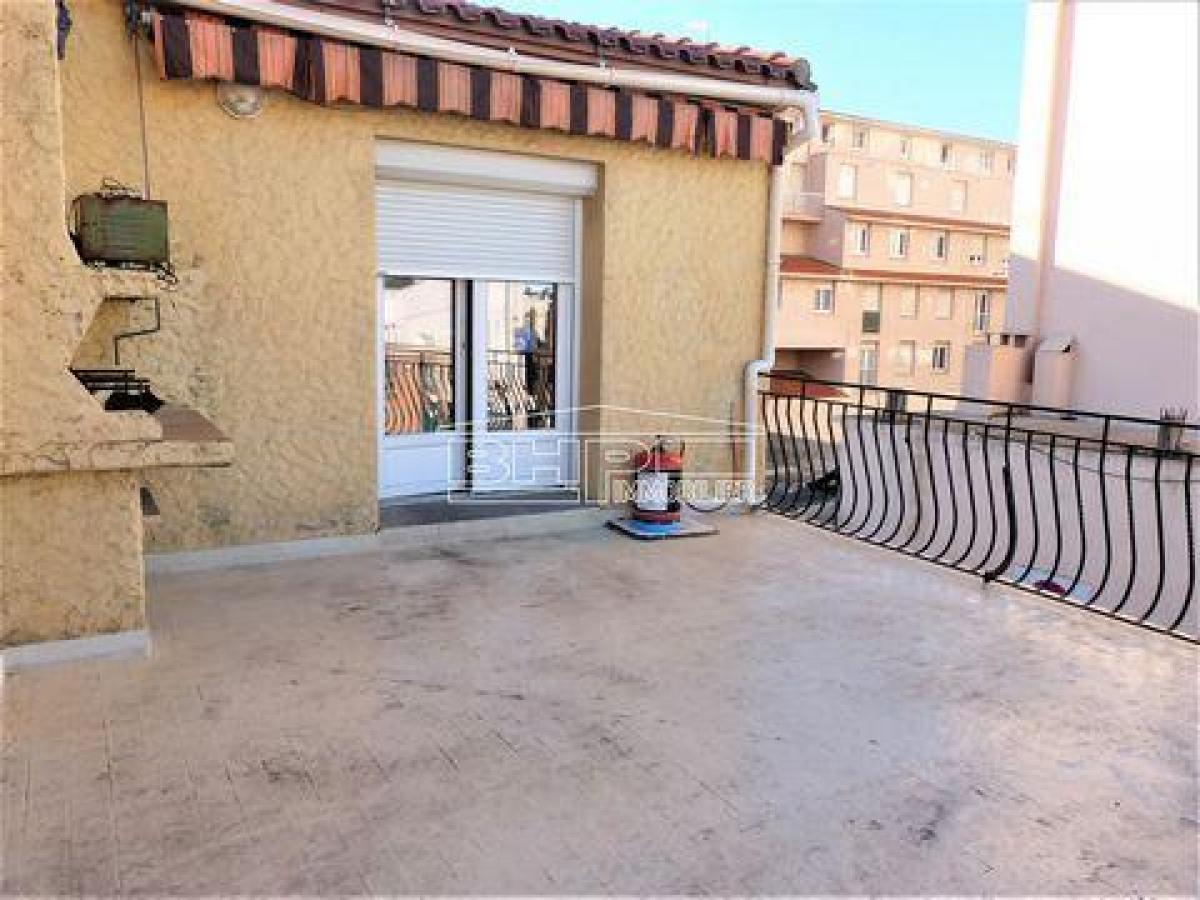 شقة 5 غرف نوم  في Perpignan, France رقم 25792