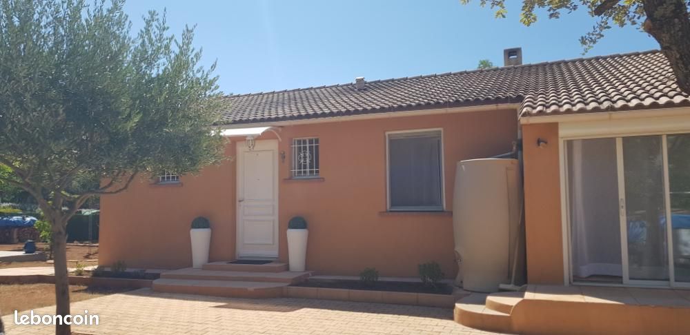 3 bedrooms House in Regusse, France No. 281441