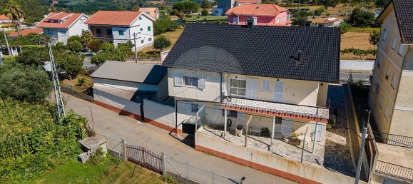3 bedrooms House in Seia, Portugal No. 20004 22