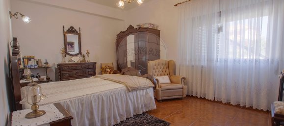 3 bedrooms House in Seia, Portugal No. 20004 16