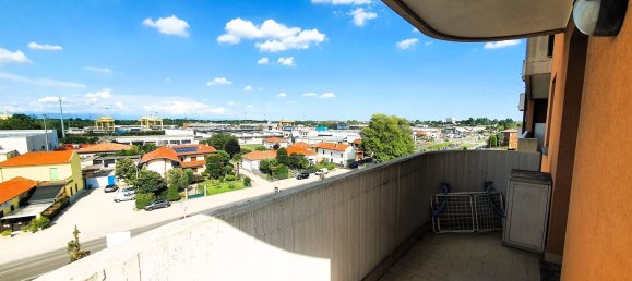 Apartamento de 3 habitaciónes en Busto Arsizio, Italy No. 289114 35