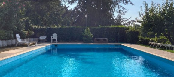 5 rooms Apartment in Rome, Italy No. 28237 13