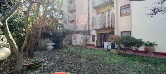 5 rooms Apartment in Rome, Italy No. 28237 49