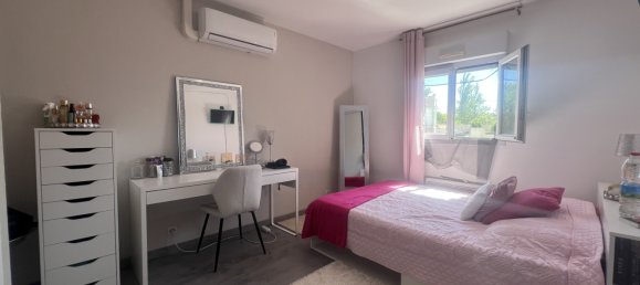 3 bedrooms House in Buxerolles, France No. 349634 5