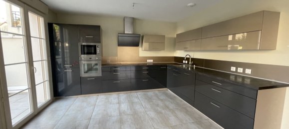 Apartamento de 2 dormitorios en Beaune, France No. 308102 9