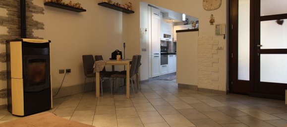 3 rooms Apartment in Divignano, Italy No. 117471 25