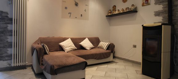 3 rooms Apartment in Divignano, Italy No. 117471 22