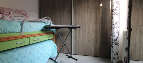 3 rooms Apartment in Divignano, Italy No. 117471 9