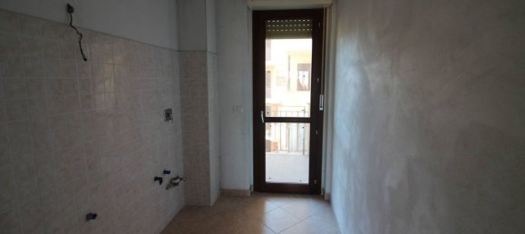 Apartamento de 3 divisões em Moncalieri, Italy N.º 44332 22