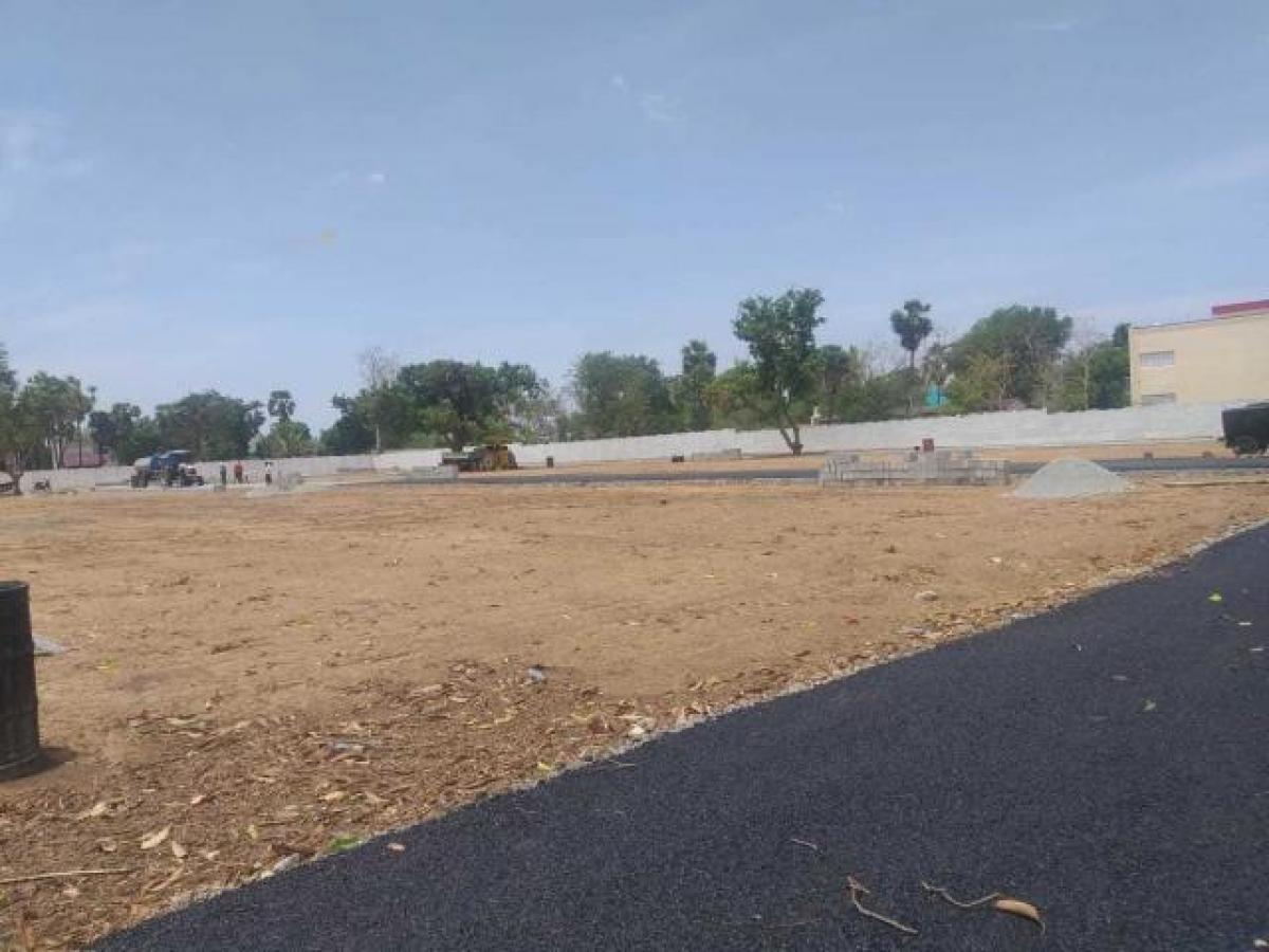  Land in Chennai, India No. 40151