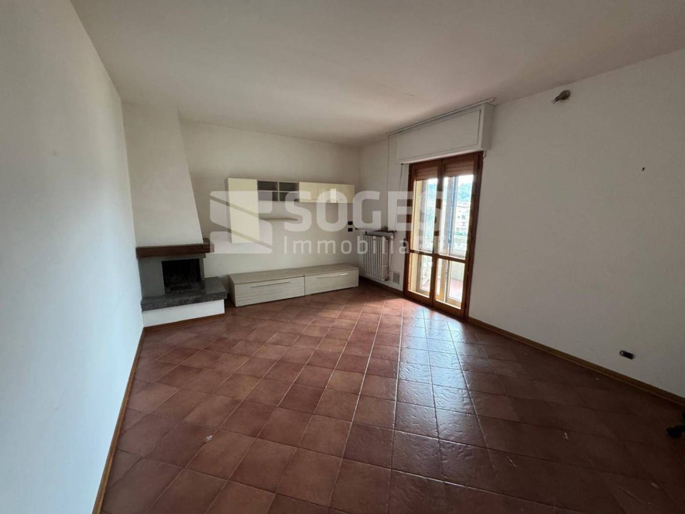 Apartamento de 2 dormitorios en Figline e Incisa Valdarno, Italy No. 203031