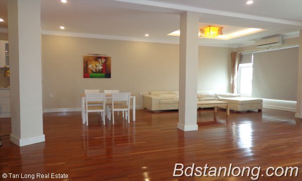 3 bedrooms Apartment in Tay Ho, Vietnam No. 6538
