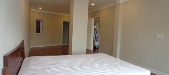 3 bedrooms Apartment in Tay Ho, Vietnam No. 6538 5
