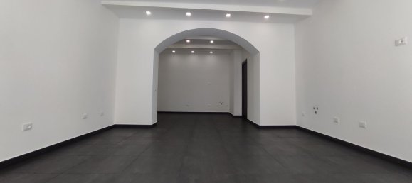 68m² Commercial property in Imola, Italy No. 334272 2