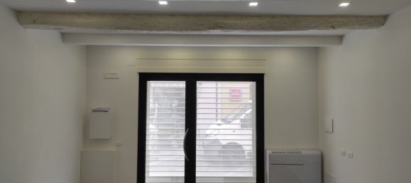 68m² Commercial property in Imola, Italy No. 334272 21