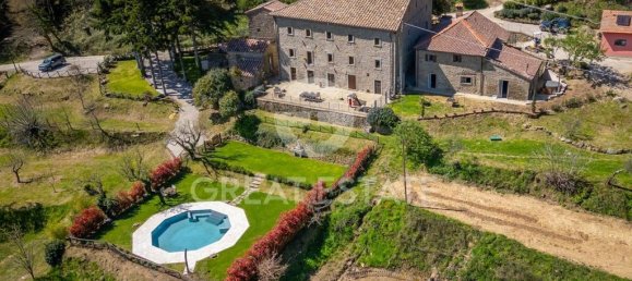 7 bedrooms House in Cortona, Italy No. 172586 2