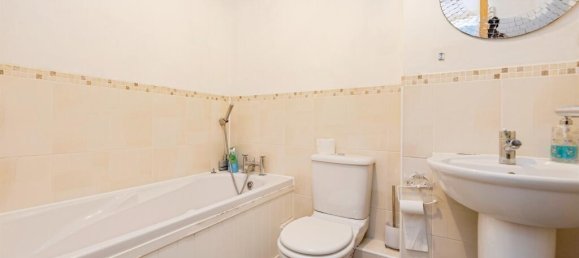 2 bedrooms Apartment in Bushey, United Kingdom No. 6223 7