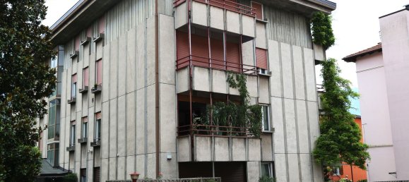 6 rooms Apartment in Trento, Italy No. 289832 2