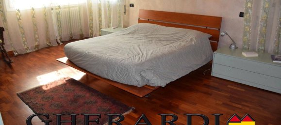 9 rooms Villa in Ferrara, Italy No. 162729 28