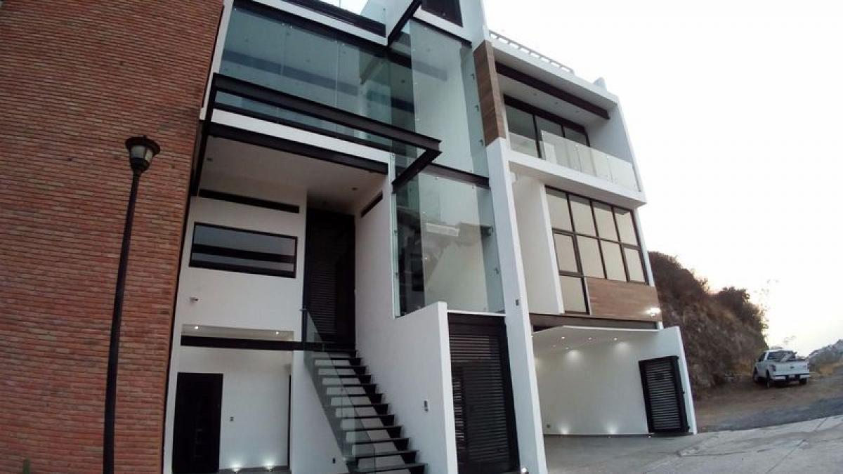 3 bedrooms House in Queretaro, Mexico No. 179637