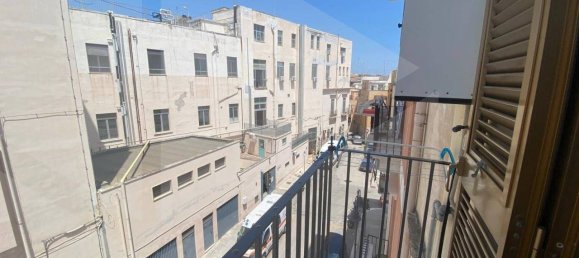 Imóvel comercial de 2 divisões em Barletta, Italy N.º 24139 25