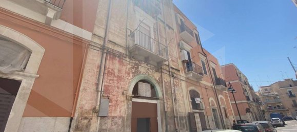Imóvel comercial de 2 divisões em Barletta, Italy N.º 24139 2