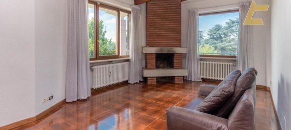 7-salle Villa à Pietra Marazzi, Italy No. 216223 39