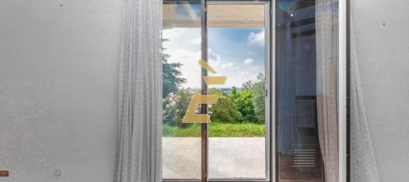 7-salle Villa à Pietra Marazzi, Italy No. 216223 40