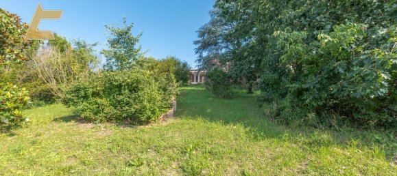 7-salle Villa à Pietra Marazzi, Italy No. 216223 3