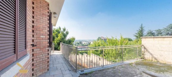 7-salle Villa à Pietra Marazzi, Italy No. 216223 11