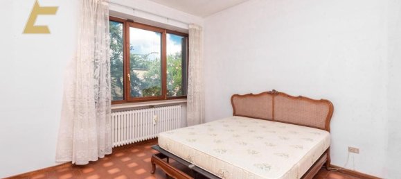 7-salle Villa à Pietra Marazzi, Italy No. 216223 32