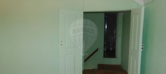 2 bedrooms House in Celorico da Beira, Portugal No. 185238 2