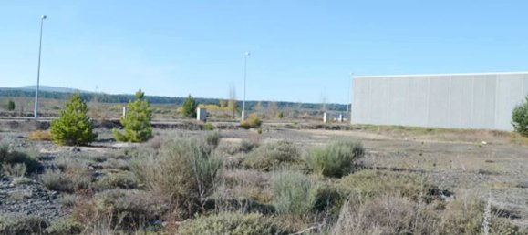 970m² Land in Leon, Spain No. 141349 3