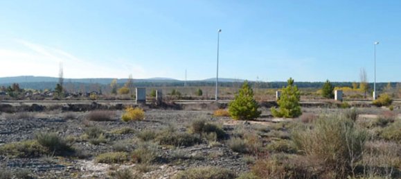 970m² Land in Leon, Spain No. 141349 4
