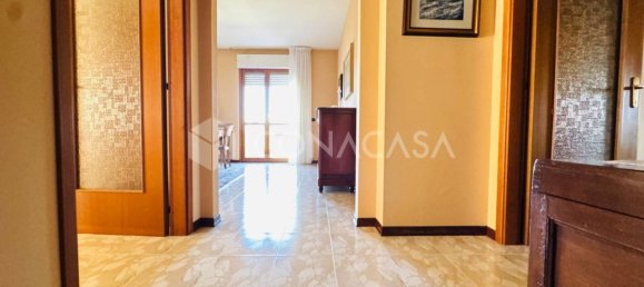 6 rooms Apartment in Pescara, Italy No. 24894 7