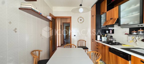 6 rooms Apartment in Pescara, Italy No. 24894 23